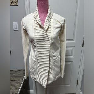 Lululemon Ghost Bliss Break Wrap